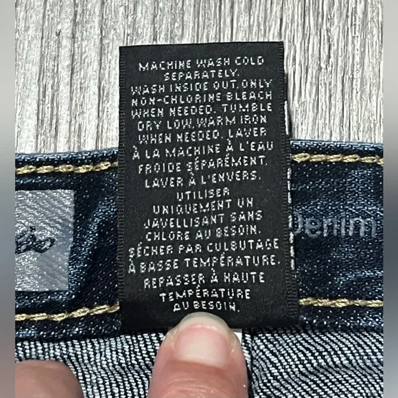 Mossimo Dark Denim Jean Shorts - Raw Hem, Dark Wash, Stretch - Women’s Size 8 - Picture 8 of 8